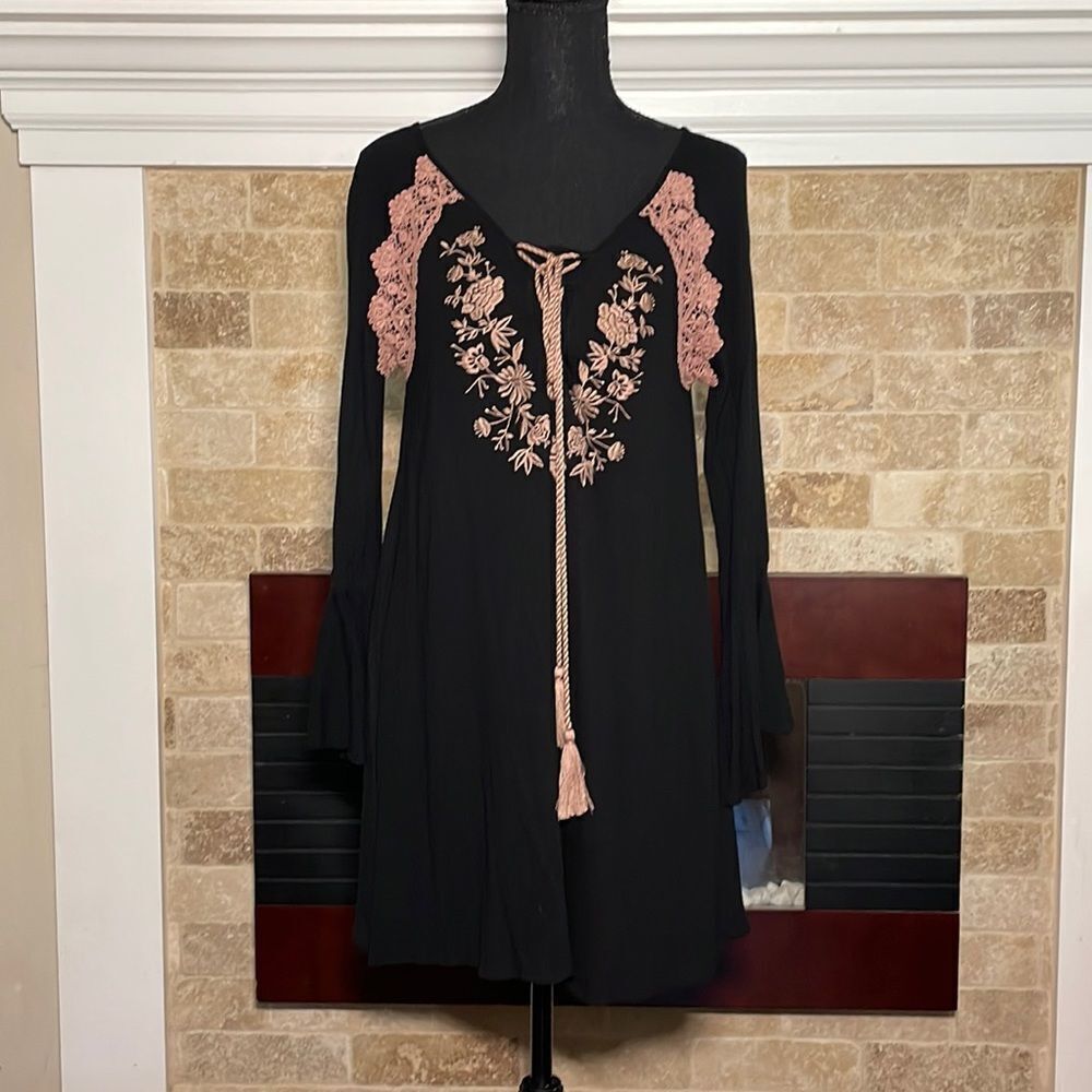 Umgee black embroidered floral mini dress. Size small